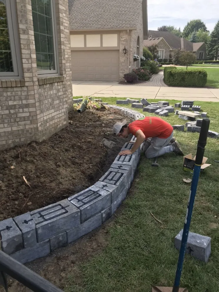 Affordable yard maintenance with custom design in Warren, MI by Turcotte Landscaping