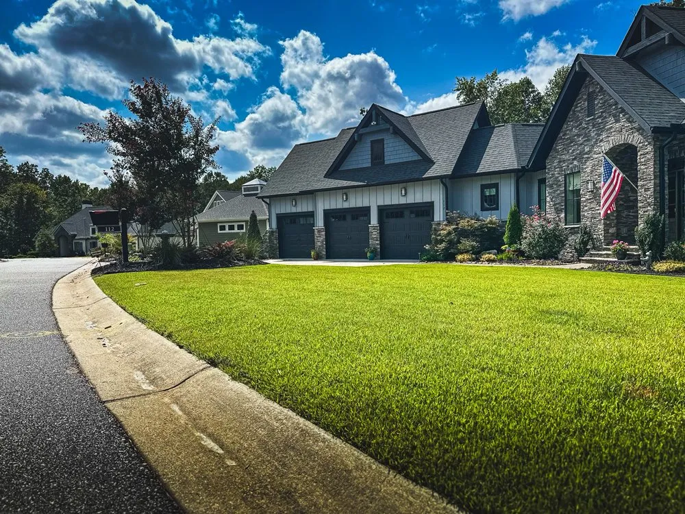 Local lawn care service in Greenville, SC by Turf 212