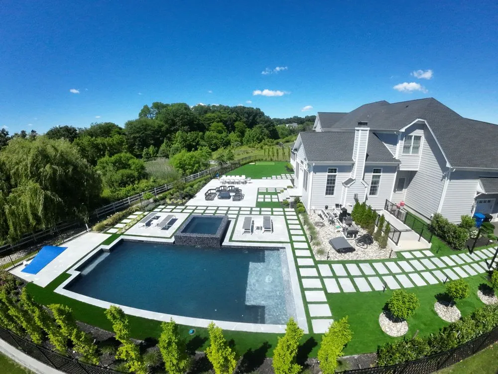 Custom outdoor landscaping in South Amboy, NJ - Turf Boss llc