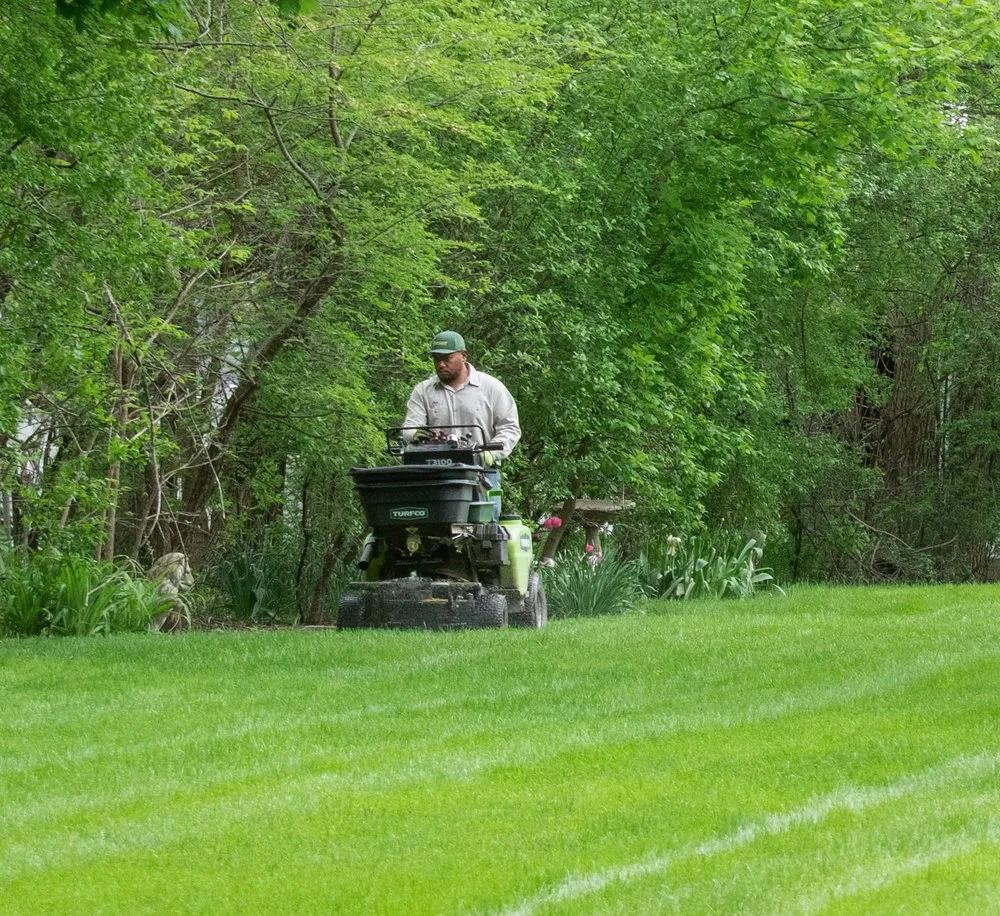 Reliable yard maintenance for year-round maintenance in Lake Barrington, IL by Turf Care Enterprises