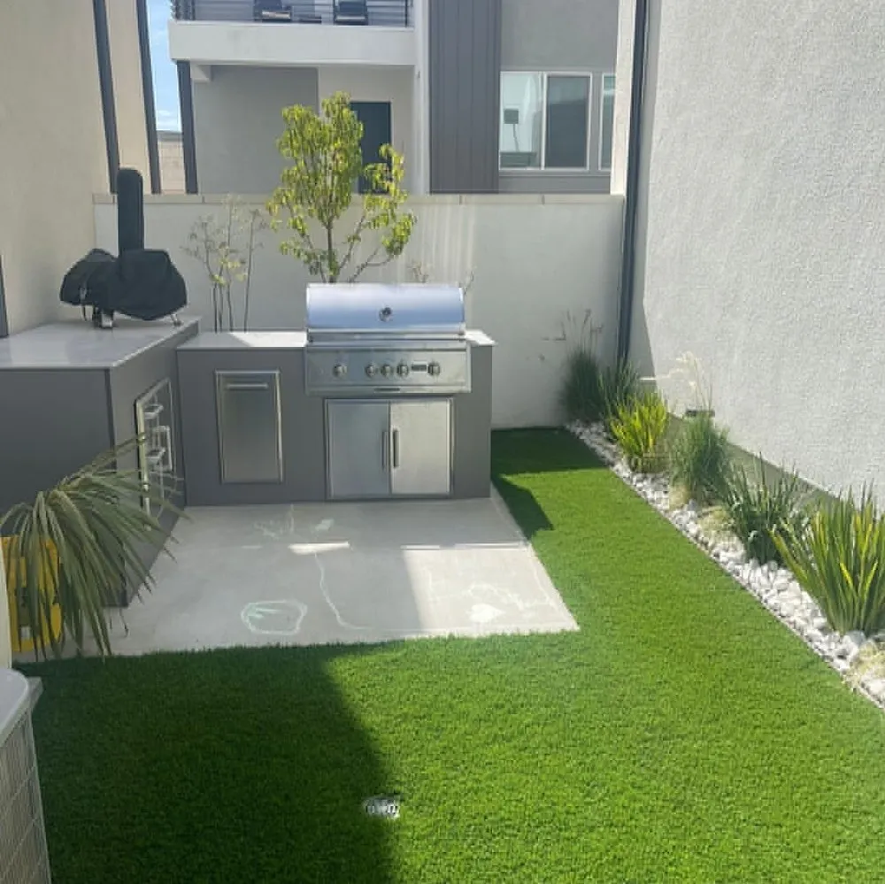Affordable yard maintenance with custom design across Canoga Park, CA - Turf Center