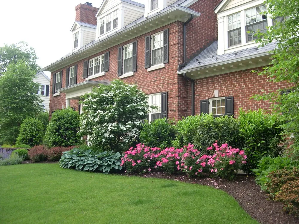 Local yard cleanup service near you in Berkeley Heights, NJ by Turf Club Property Control