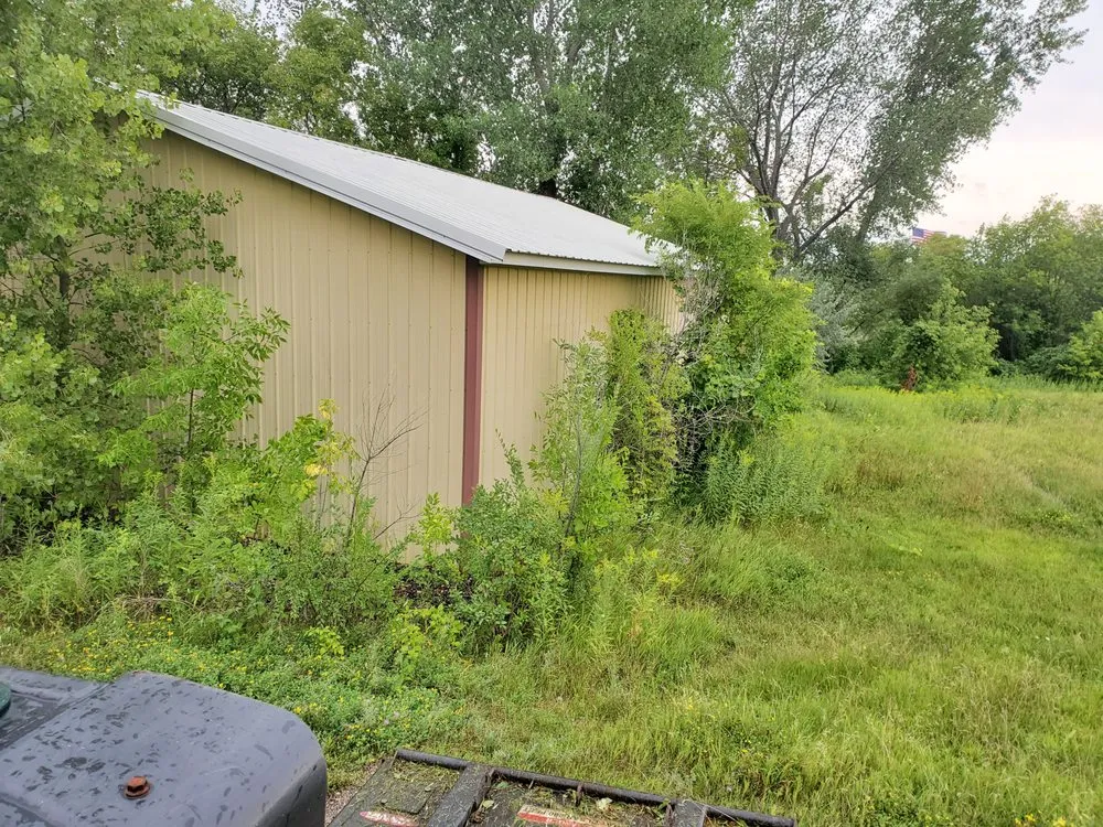 Expert lawn care service experts serving Elk River, MN - Turf Enterprise Inc.