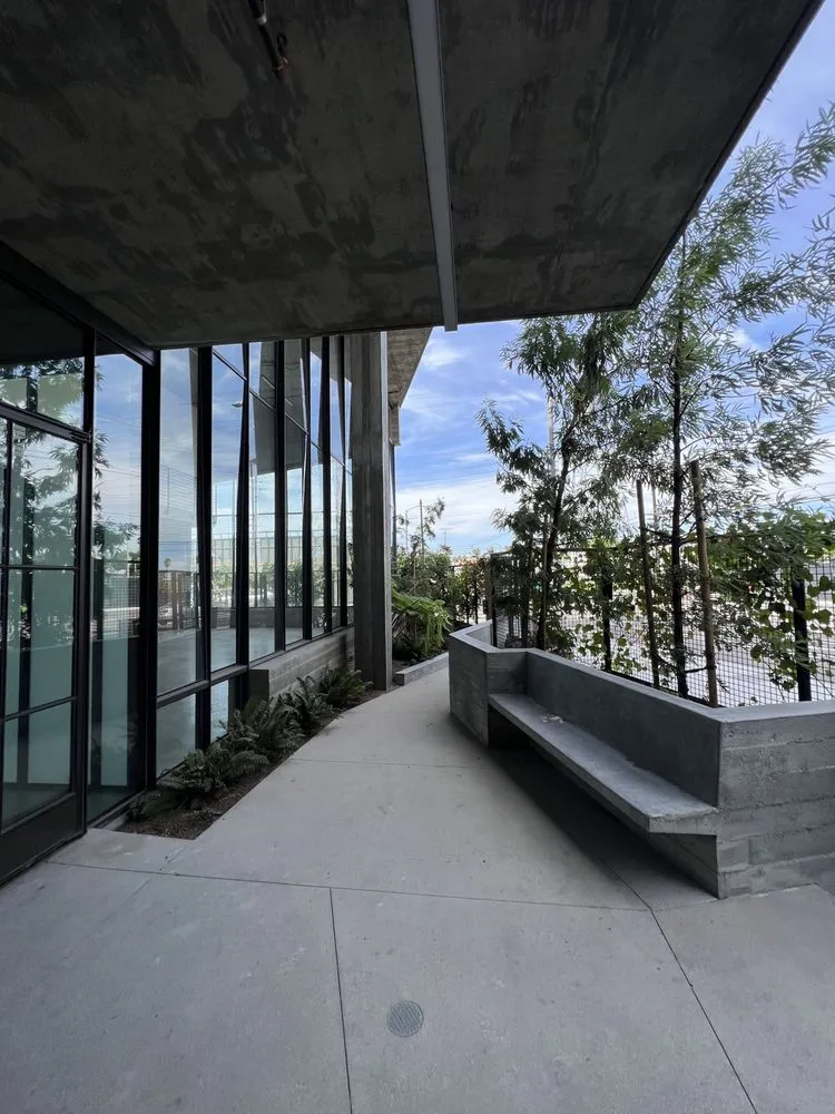 Affordable residential landscaping experts serving Los Angeles, CA - Turf Express