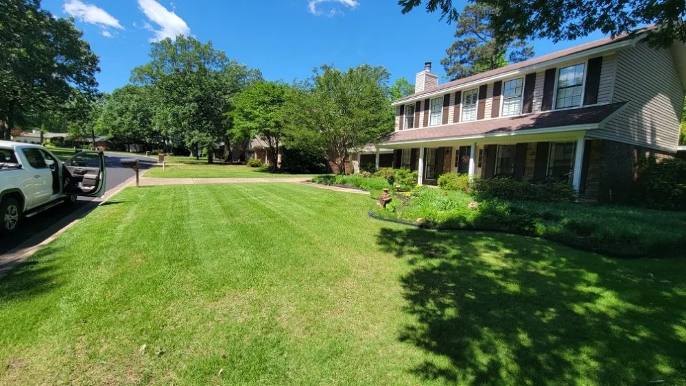 Top-rated yard cleanup service for outdoor upgrades in Hensley, AR by Turf Hawg
