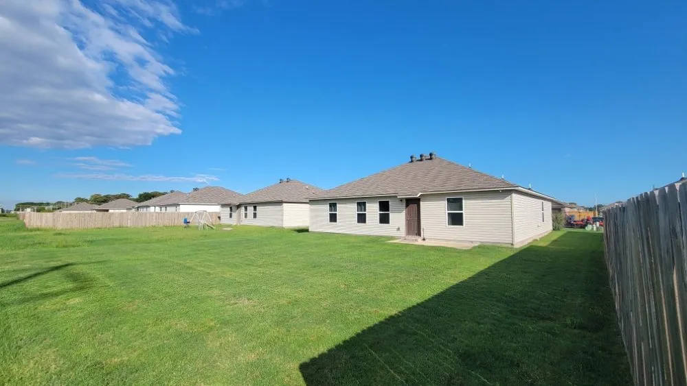 Reliable lawn care service in Hensley, AR by Turf Hawg