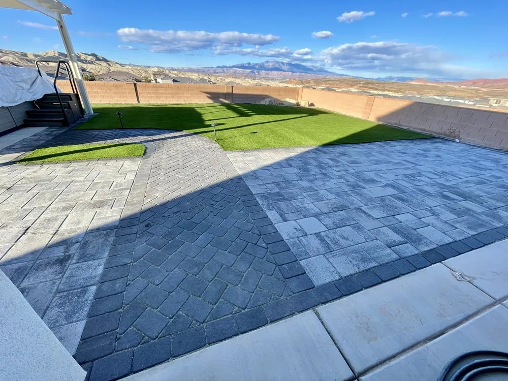 Custom lawn care service for beautiful yards in Hurricane, UT by Turf It