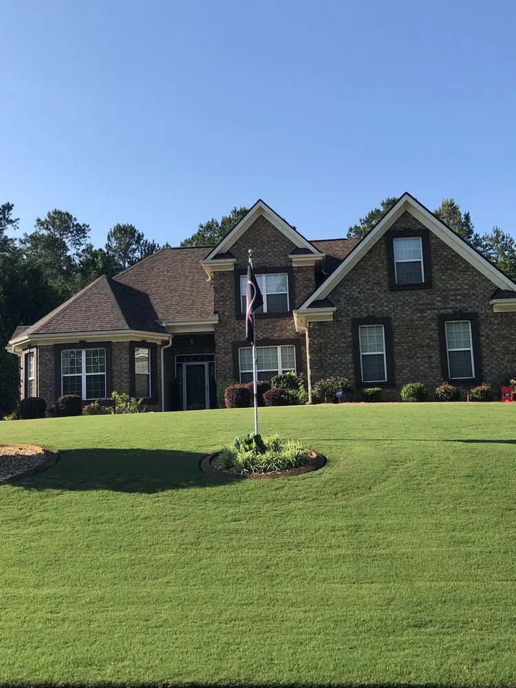 Top-rated landscape design for beautiful yards in Forsyth, GA by Turf Magic