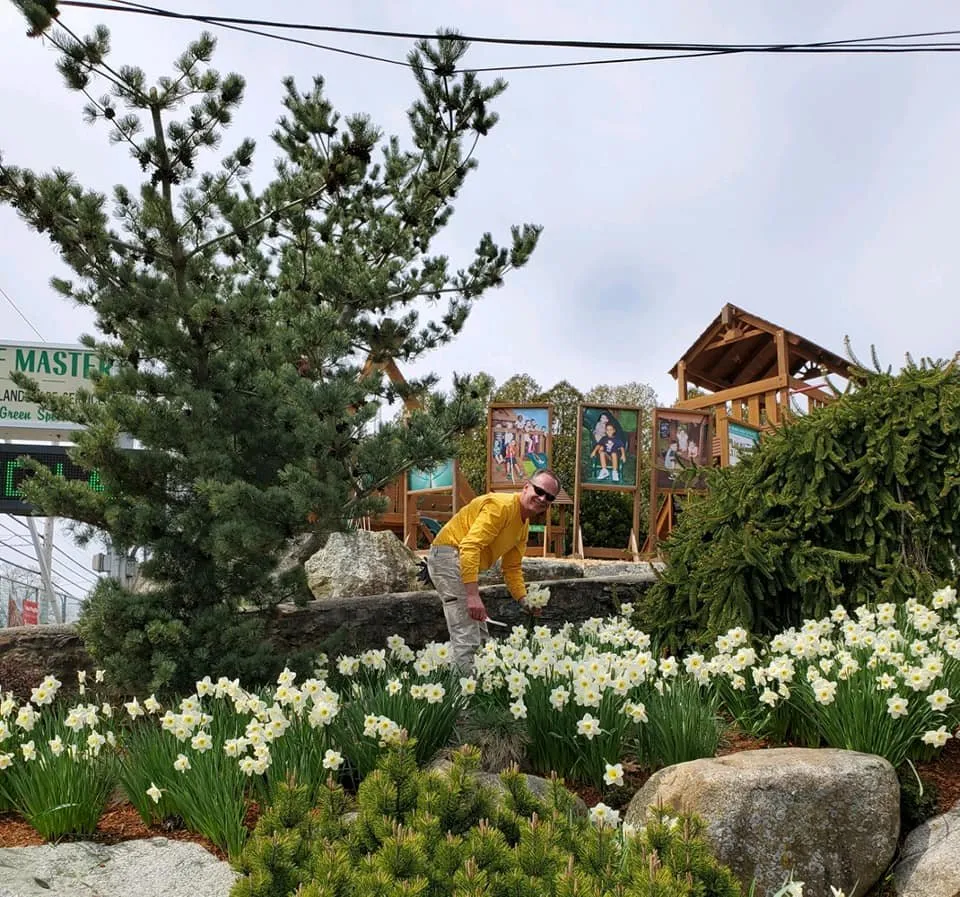 Expert yard cleanup service for residential properties in Johnston, RI by Turf Master