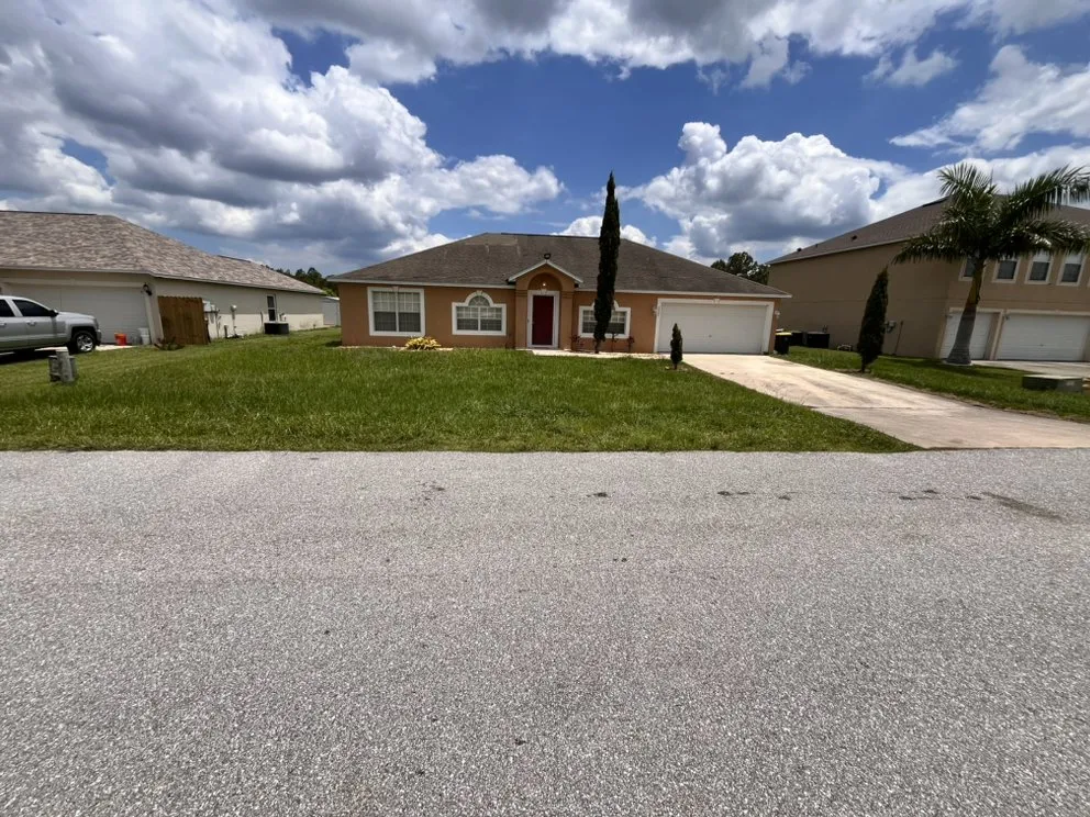 Custom garden landscaping for homes across Sebring, FL - Turf Masters Lawncare & Landscaping