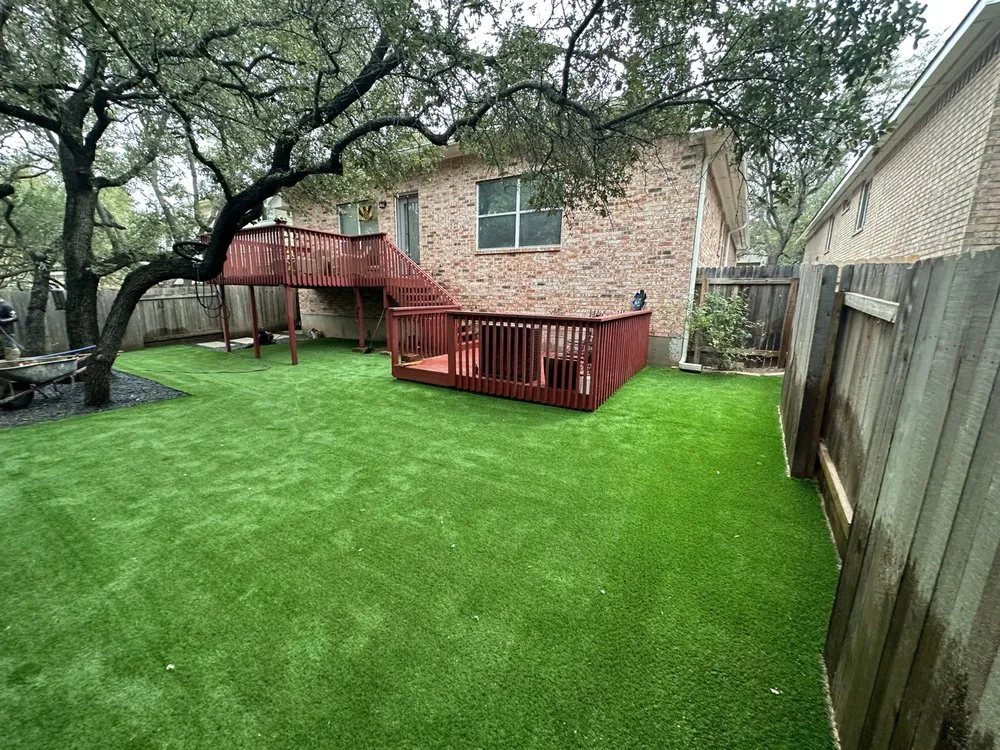 Top-rated lawn care service in Austin, TX by Turf Me Up