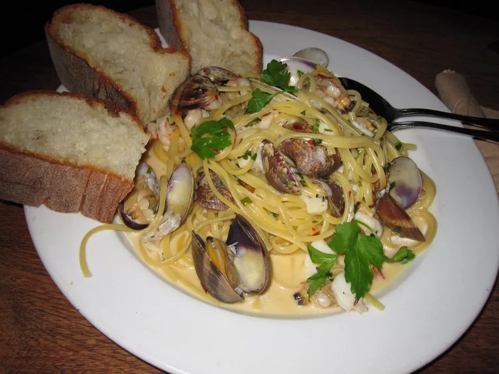 Top-rated lawn care service for outdoor upgrades across Fullerton, CA - Turf N Go