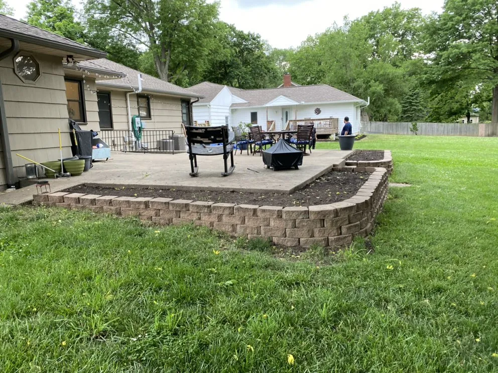 Local lawn care service for beautiful yards in Overland Park, KS by Turf Pride Lawn & Landscape