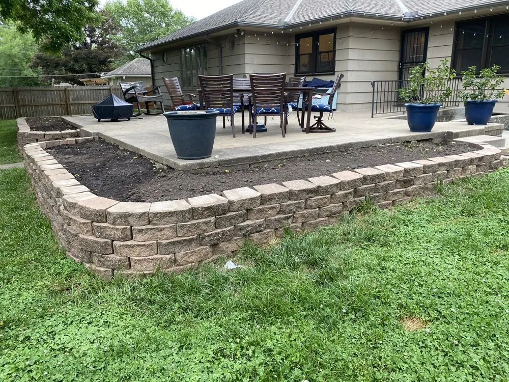 Local yard cleanup service in Overland Park, KS - Turf Pride Lawn & Landscape