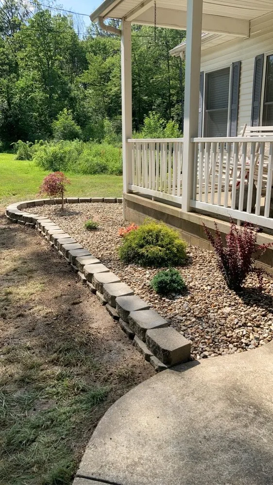 Top-rated garden landscaping experts serving Kent, OH - Turf Pro Landscaping