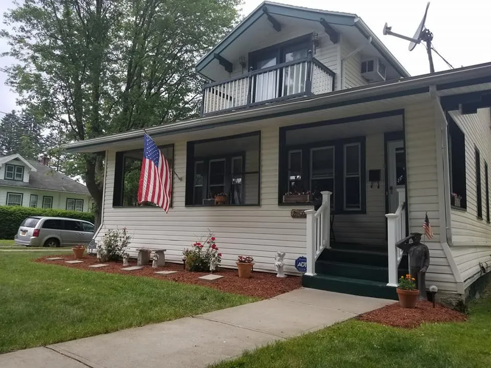 Trusted yard cleanup service for outdoor upgrades across Utica, NY - Turf Pro Outdoor Service