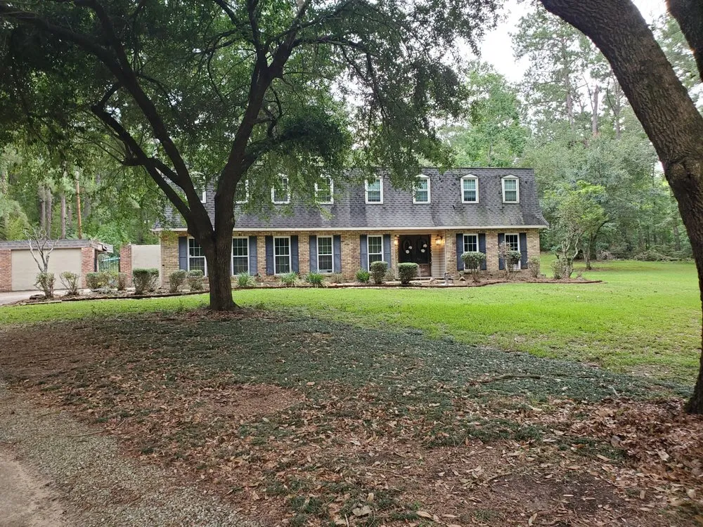 Top-rated yard maintenance in Pineville, LA - Turf Pro's Lawn Care