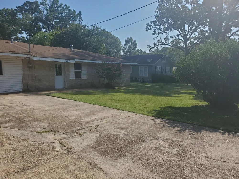 Reliable residential landscaping in Pineville, LA - Turf Pro's Lawn Care