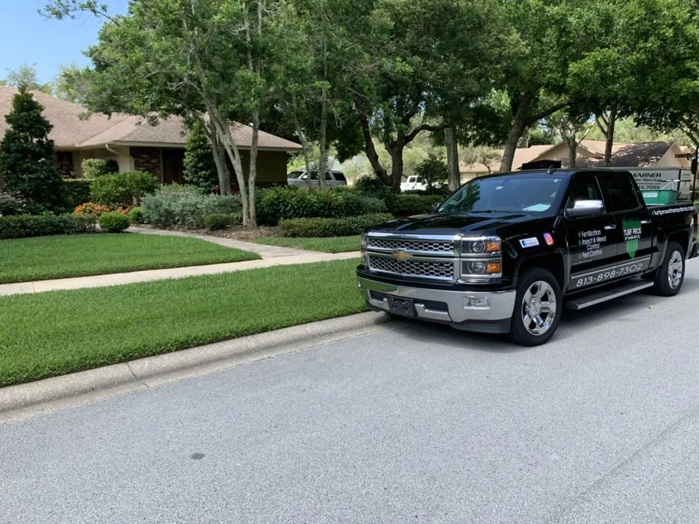 Affordable yard cleanup service in Oldsmar, FL - Turf Pros Of Tampa Bay