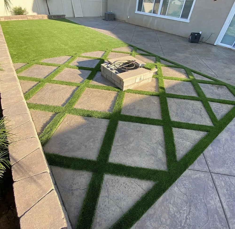 Expert lawn mowing service experts serving St. Petersburg, FL - Turf Pros Tampa