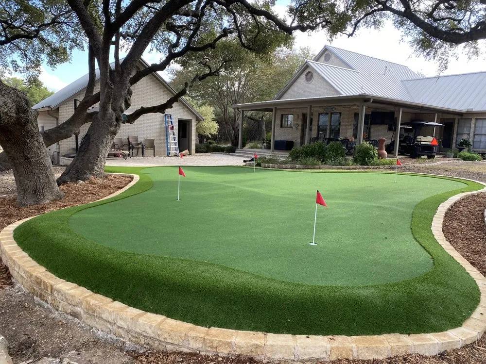 Expert yard maintenance experts serving St. Petersburg, FL - Turf Pros Tampa