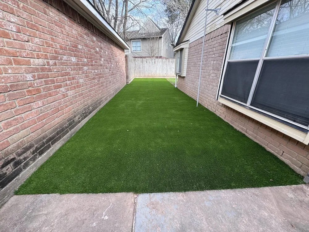 Affordable residential landscaping for year-round maintenance in Cypress, TX by Turf Source