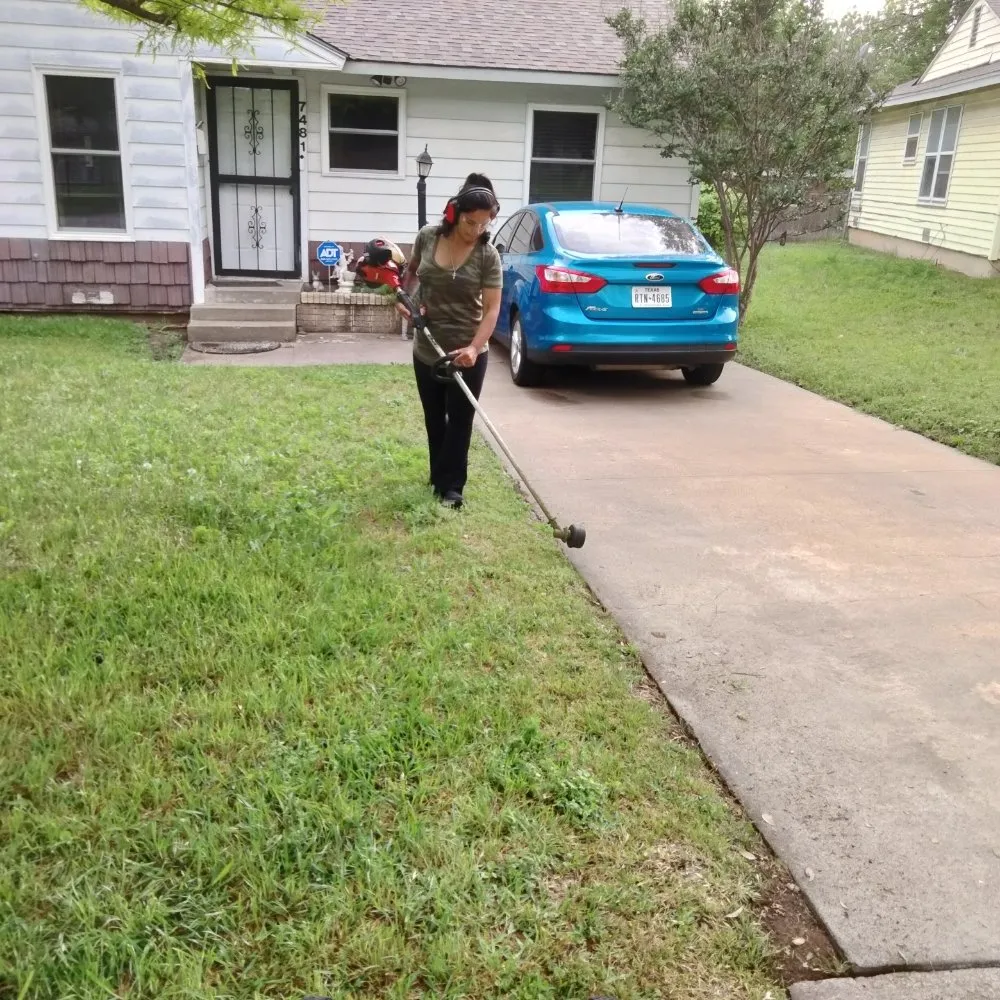 Trusted lawn care service in Fort Worth, TX - Turf Tamers