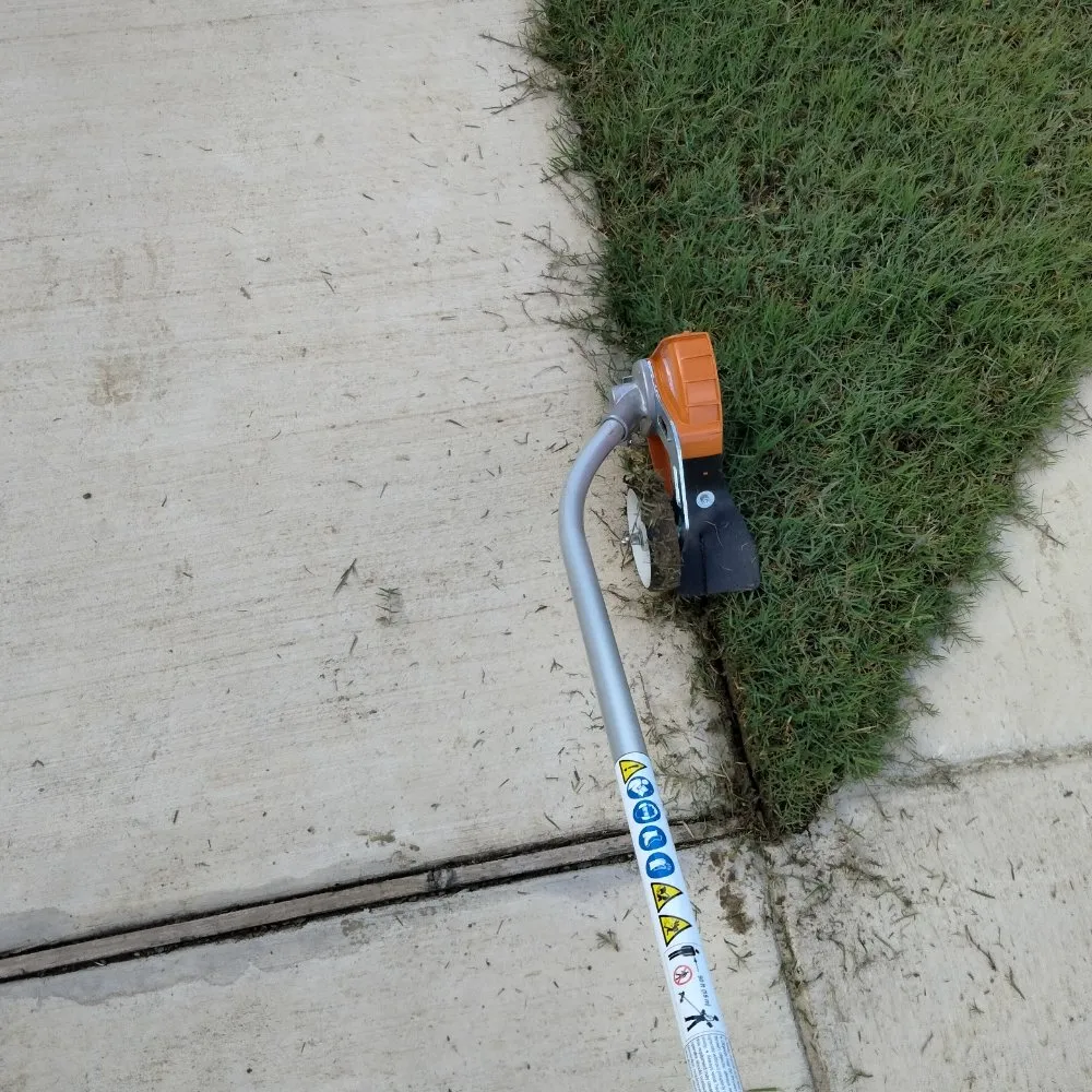 Affordable yard cleanup service in Fort Worth, TX - Turf Tamers