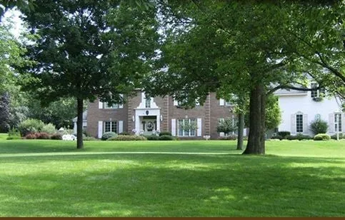 Local garden landscaping in East Syracuse, NY by Turf Tamerz