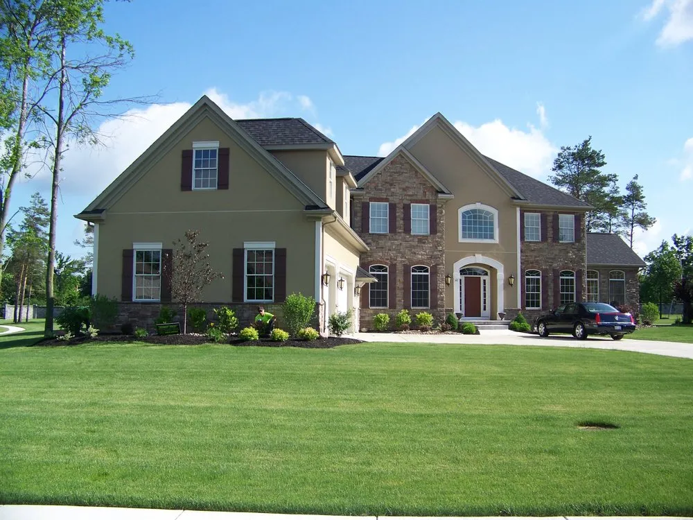 Expert yard cleanup service in Lockport, NY by Turf Tec