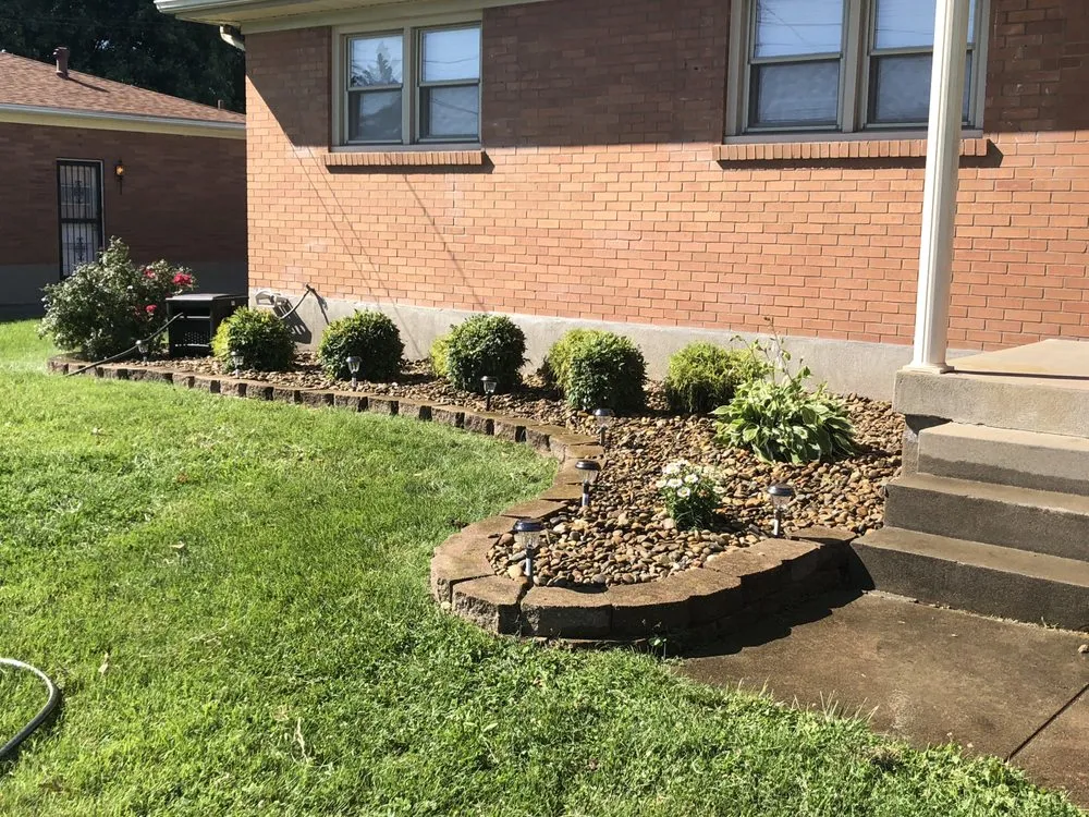 Custom yard cleanup service near you in Louisville, KY by Turf Tech