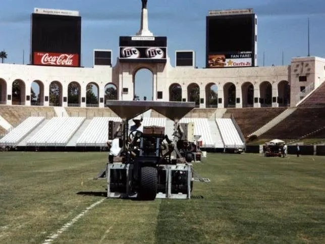 Expert yard maintenance in Dana Point, CA - Turf Time West