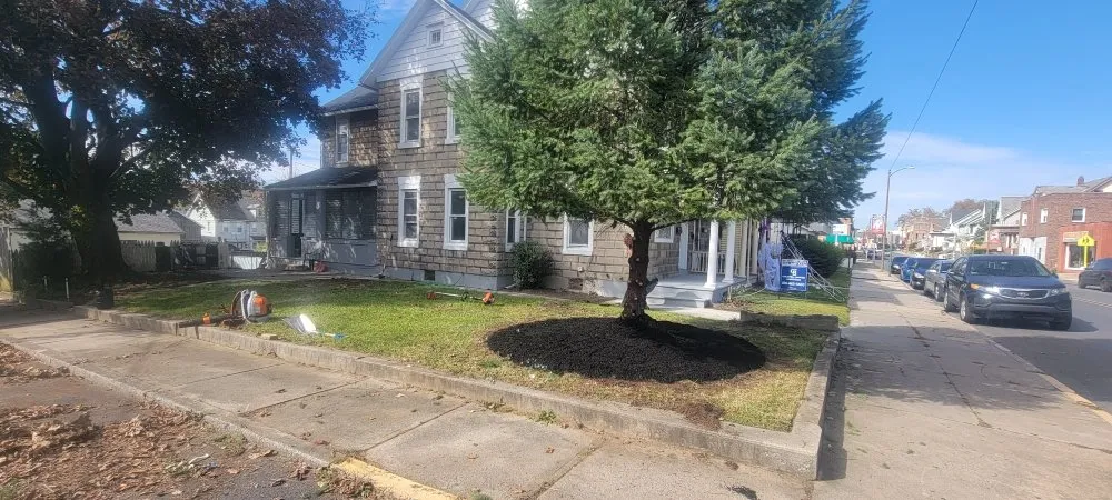 Affordable yard maintenance in Fountain Hill, PA - Turf Titans