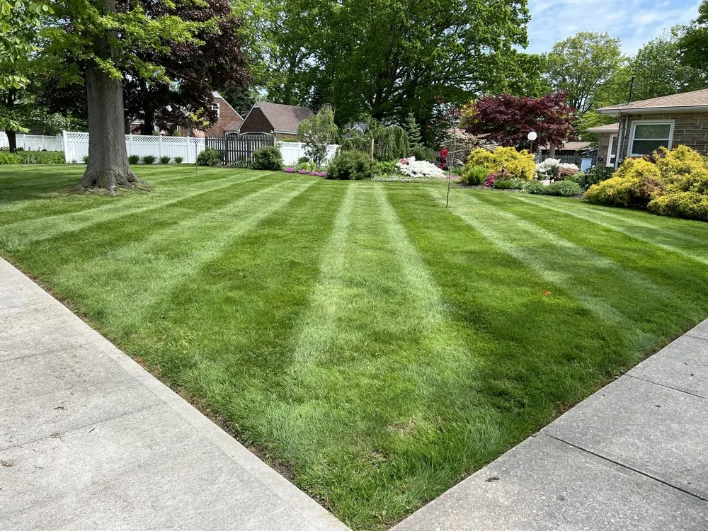 Local yard maintenance experts serving Ashtabula, OH - Turf Works Lawn Care
