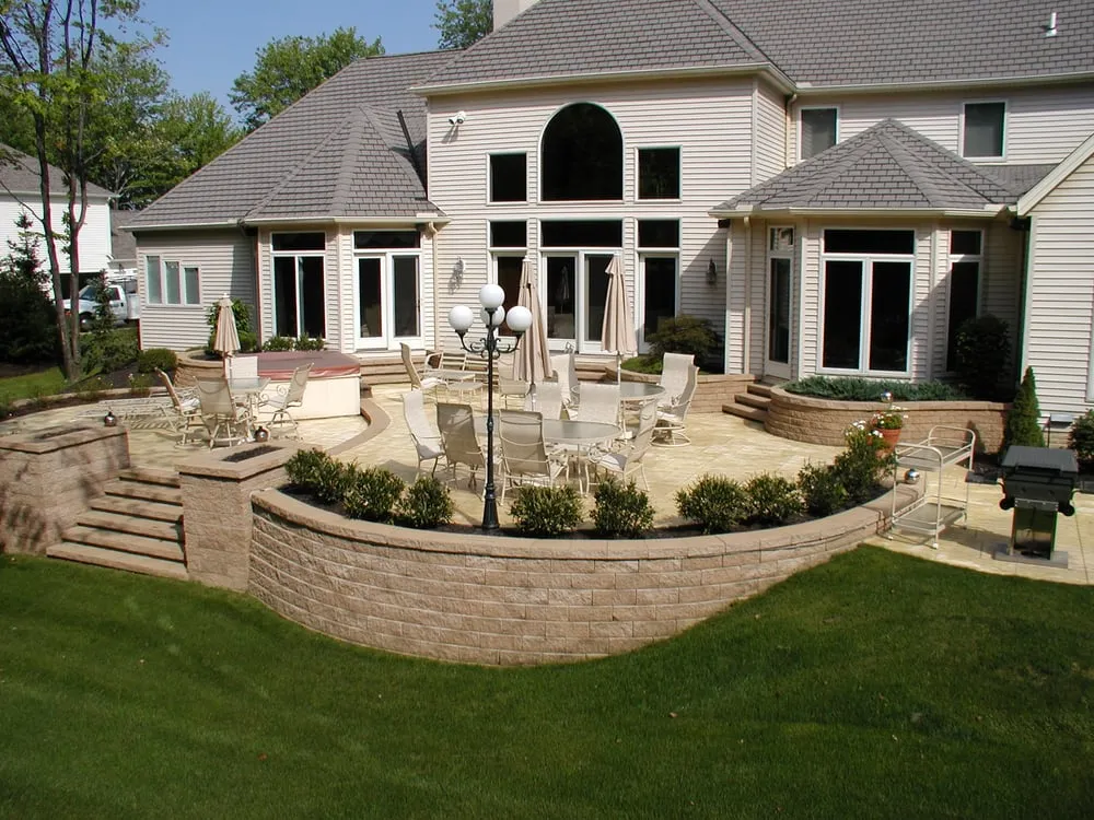 Affordable garden landscaping experts serving Maple Heights, OH - Turf World Co