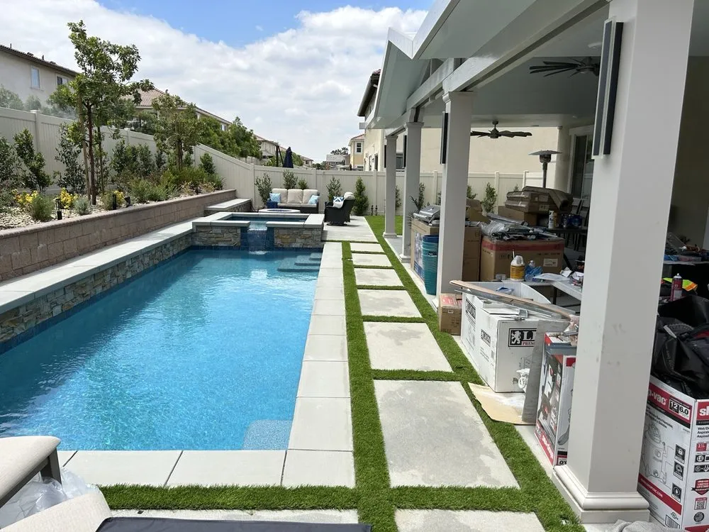 Local lawn care service in Pomona, CA - Turf World