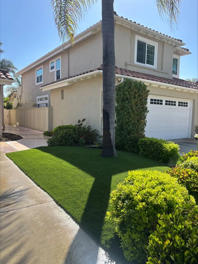 Top-rated lawn care service in Pomona, CA by Turf World