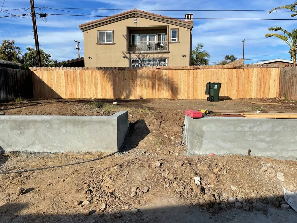 Top-rated yard cleanup service in San Diego, CA - TurfCrete