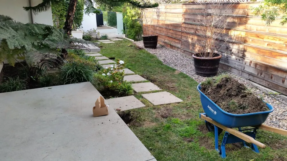 Affordable lawn care service in Simi Valley, CA - TURFevolutions of California