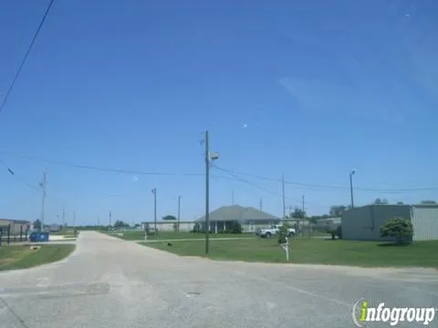 Custom lawn care service in Semmes, AL by Turfmaster Landscape & Lawn Care LLC