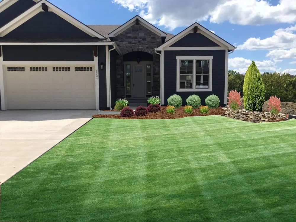 Custom garden landscaping in Lawrence, KS - Turformance Lawn Services