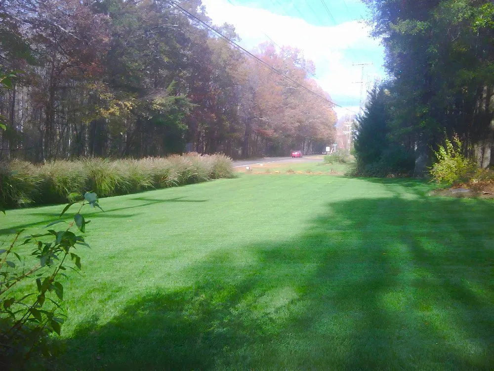 Expert lawn mowing service in Warrenton, VA by Turfscapes Lawn Care