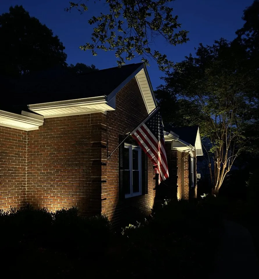 Local yard cleanup service in Auburn, AL - Turfscapes Outdoor Lighting