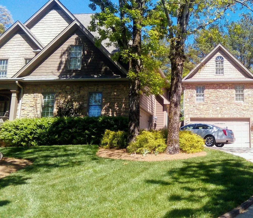 Affordable yard maintenance in Kingston, GA - Turfscapes Professional