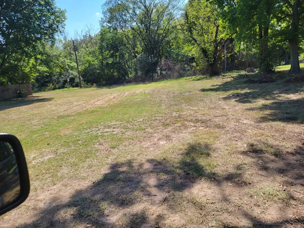 Custom garden landscaping in Russellville, AR - Turfside Lawncare