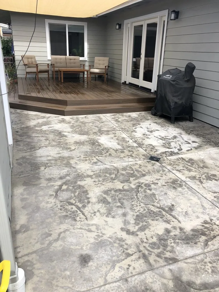 Professional lawn mowing service experts serving Salinas, CA - Turftenders Landscape