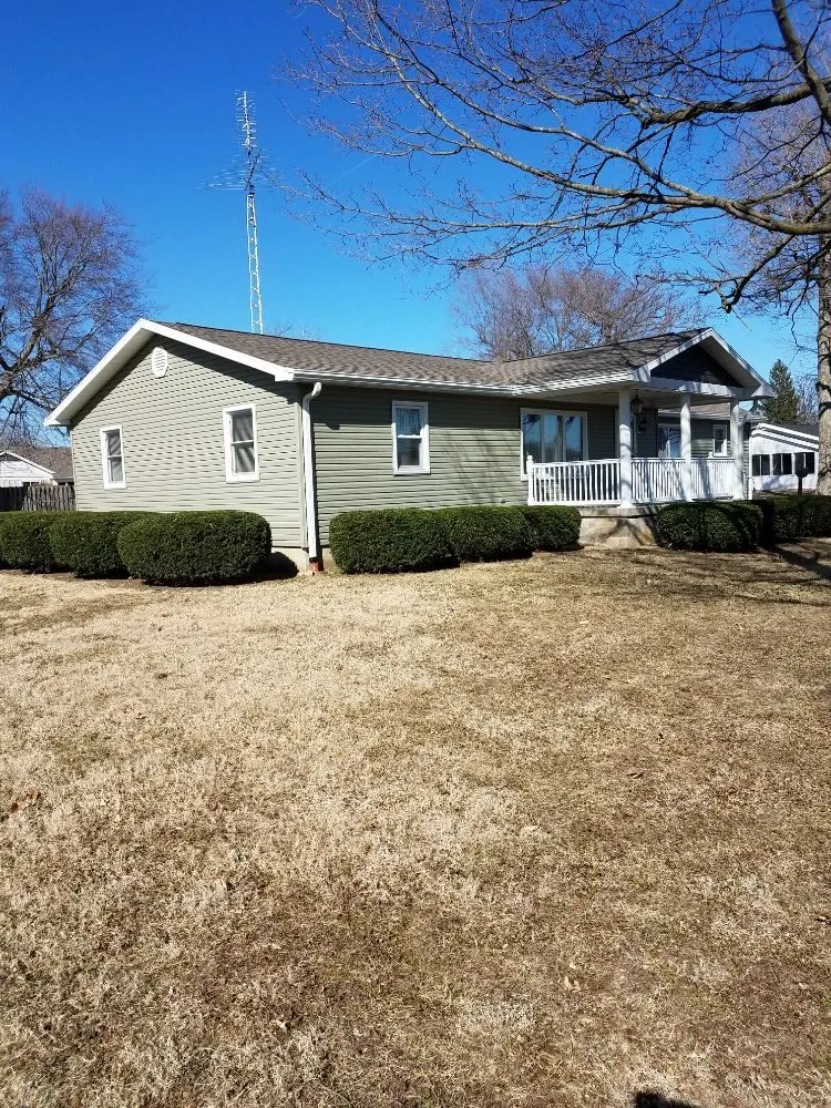 Local yard cleanup service in Marion, IN by Turftyme Lawn Care & Fertilization