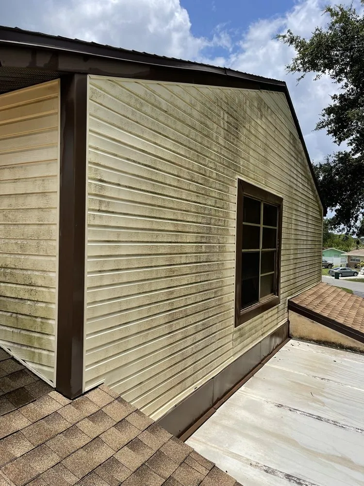 Trusted residential landscaping experts serving Lehigh Acres, FL - Turman's pressure washing and services