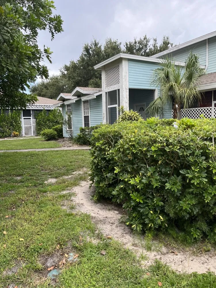 Expert residential landscaping experts serving Lehigh Acres, FL - Turman's pressure washing and services