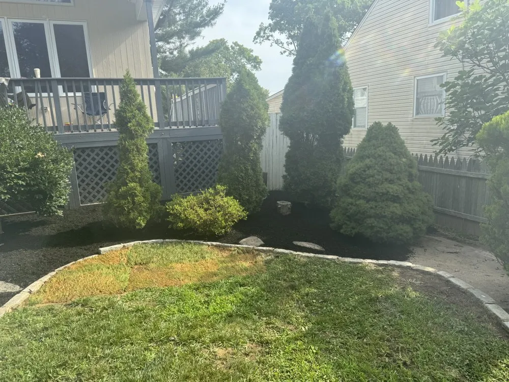 Local lawn mowing service in Shirley, NY - Turn Up Ur Lawns